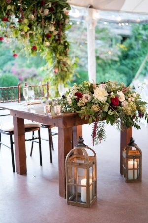 20 Rustic Country Wedding Head Sweetheart Table Ideas