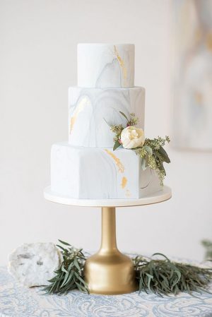 Wedding Trends : 20 Marble Wedding Cakes | Roses & Rings