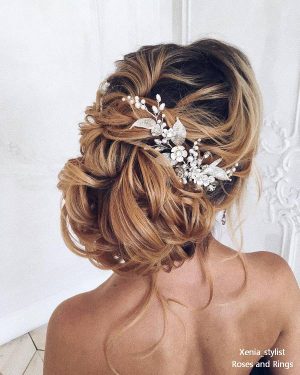 Top 35 Bridesmaid Hairstyles 2024: Tips & FAQs | Roses&Rings