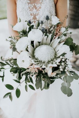 Wedding Flower: 20 Protea Wedding Bouquets | Roses & Rings