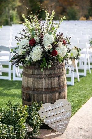 Top 20 Rustic Country Wine Barrel Wedding Ideas | R & R