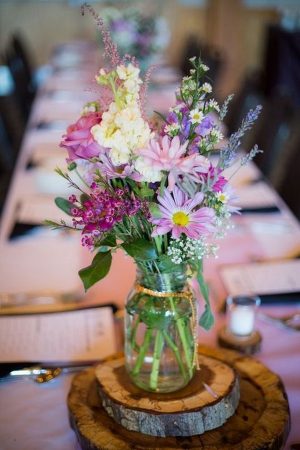 20 Whimsical Wildflower Wedding Centerpieces 2024