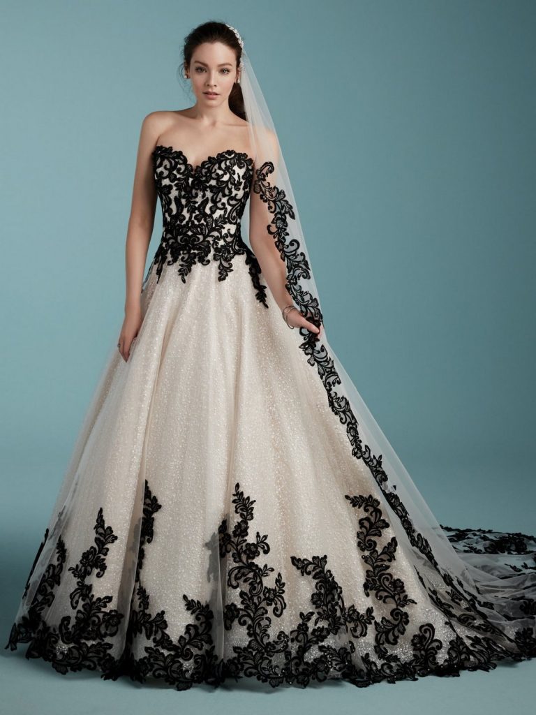 15 Black & White Wedding Dresses 2024 | Roses & Rings